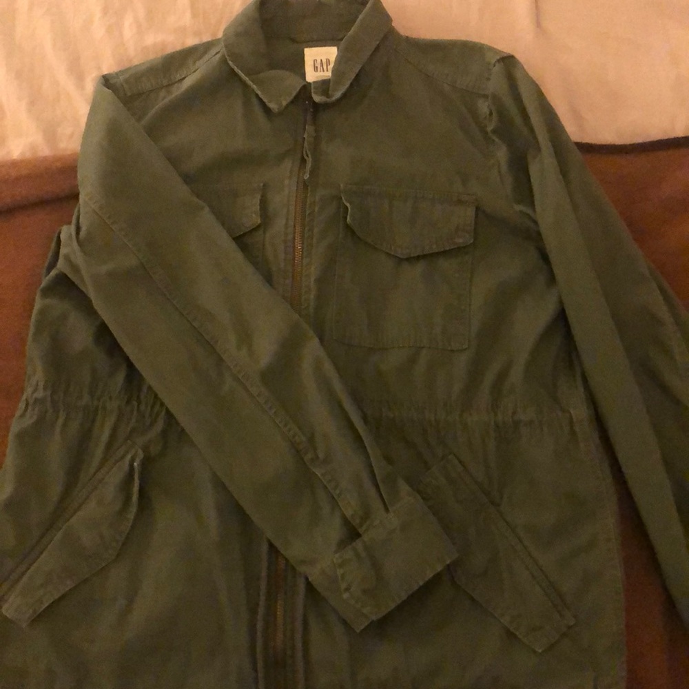 Gap jacket with drawstring tie